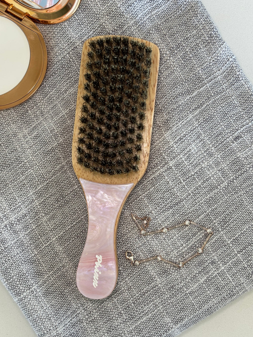 The OG Phixx Paddle Brush